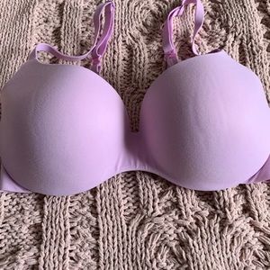 Victoria’s Secret incredible demi 32dd